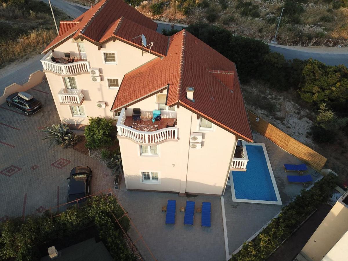 "Mare Et Sol" Apartments Sveti Filip i Jakov Buitenkant foto