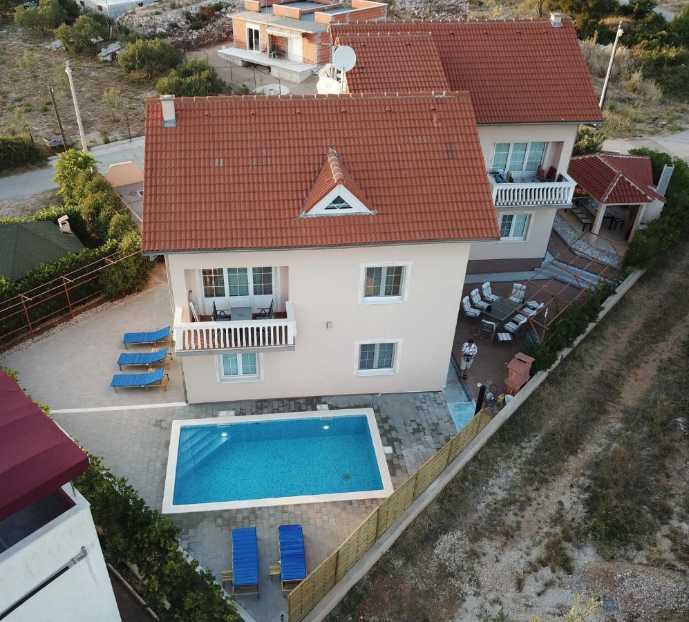 "Mare Et Sol" Apartments Sveti Filip i Jakov Buitenkant foto
