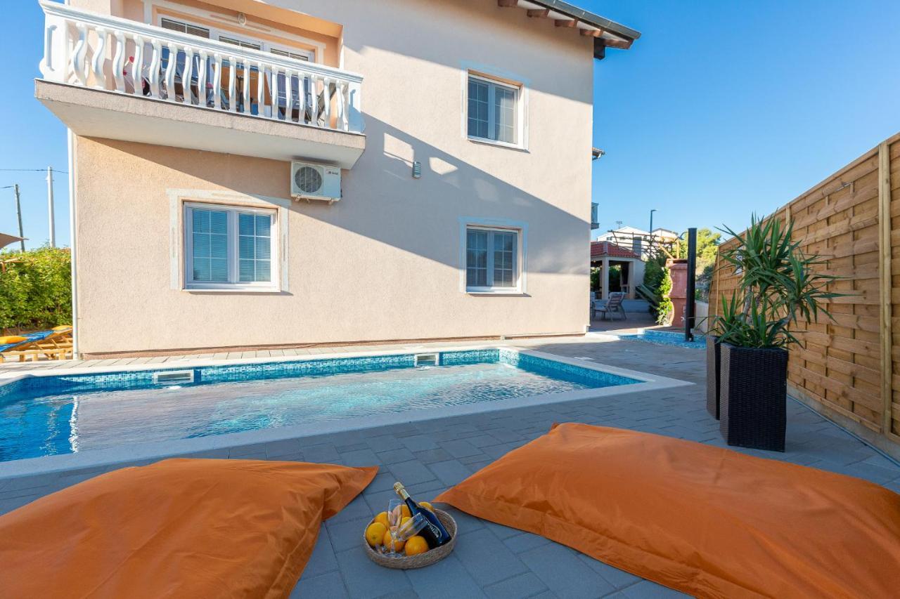 "Mare Et Sol" Apartments Sveti Filip i Jakov Buitenkant foto