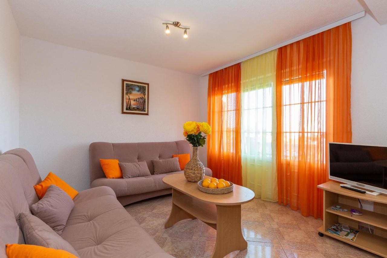 "Mare Et Sol" Apartments Sveti Filip i Jakov Buitenkant foto