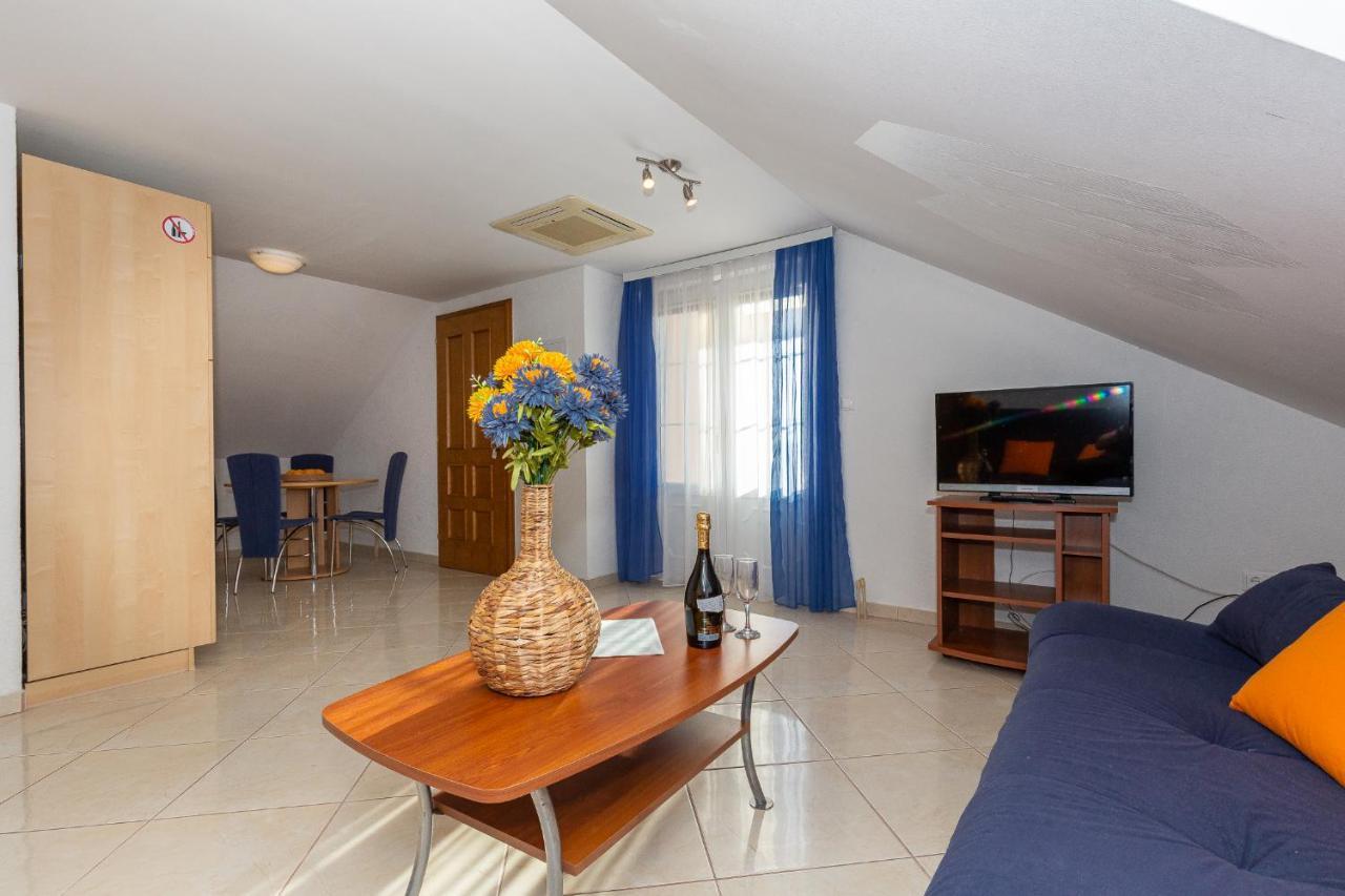 "Mare Et Sol" Apartments Sveti Filip i Jakov Buitenkant foto