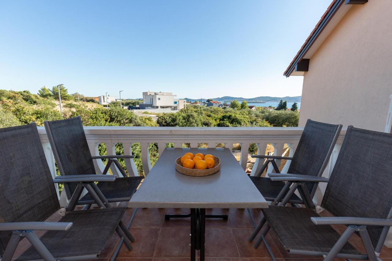 "Mare Et Sol" Apartments Sveti Filip i Jakov Buitenkant foto
